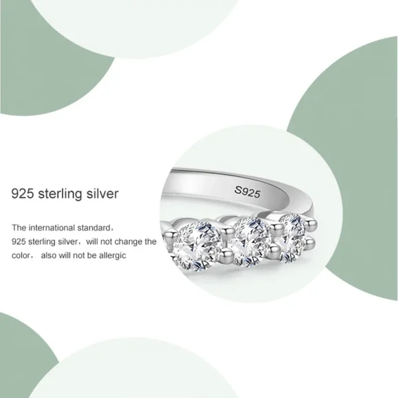 ❤ HOST PICK Dazzling Round Engagement Ring - Picture 6 of 6